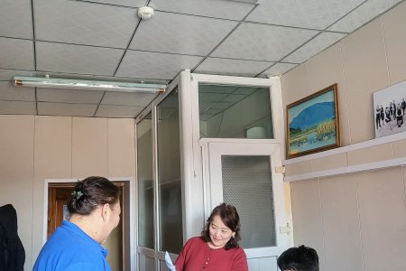 ОРХОН АЙМГИЙН УЛСЫН БҮРТГЭЛИЙН ХЭЛТЭС АХМАД МЭРГЭЖИЛТНИЙ ЗӨВЛӨХ ҮЙЛЧИЛГЭЭ ХӨТӨЛБӨР ХЭРЭГЖИЖ БАЙНА