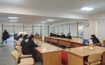 Хэнтий аймгийн улсын бүртгэлийн хэлтсийн албан хаагчид ёс зүйн сургалтад хамрагдлаа 