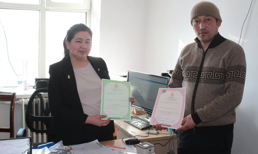 Эд хөрөнгийн эрхийн улсын бүртгэлийн үйлчилгээг Алтанцөгц, Улаанхус сумаас үзүүлж эхэллээ