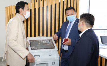 Улсын бүртгэлийн ерөнхий газрын үйл ажиллагаатай танилцлаа