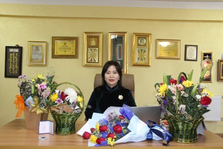 Монгол улсын ерөнхийлөгчийн зарлигаар Төрийн дээд шагнал 