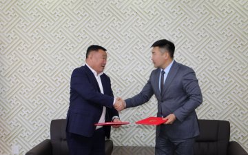 Албан хаагчдын орон сууц болон архивын барилгын ажлын гэрээг үзэглэлээ