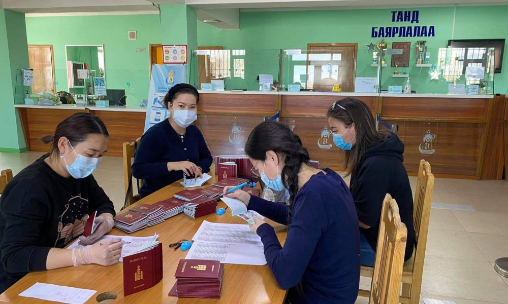 Шивээ хүрэн, Гашуун сухайт боомтод Улсын бүртгэлийн байгууллага  үүсч хөгжсөний 80 жилийн ойн өдрөөр