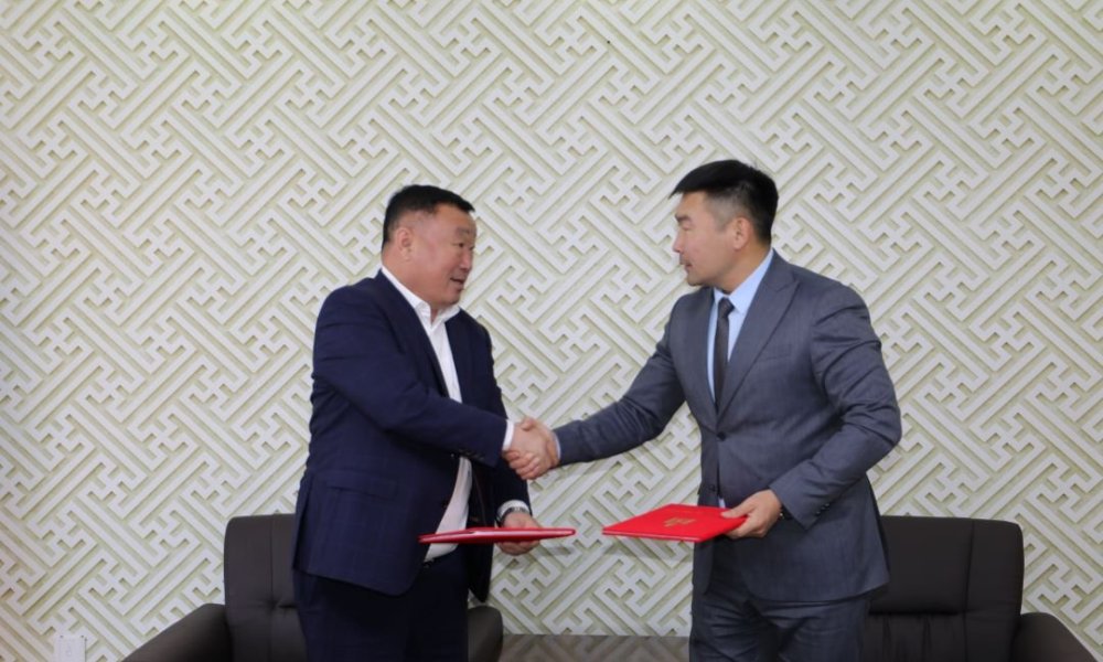 Албан хаагчдын орон сууц болон архивын барилгын ажлын гэрээг үзэглэлээ