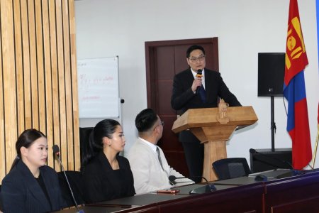 Шинээр томилогдсон албан хаагчдыг чиглүүлэх, дадлагажуулах сургалт боллоо