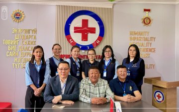 “АЙМГИЙН УЛААН ЗАГАЛМАЙН ХОРООНООС АНХНЫ ТУСЛАМЖИЙН МЭДЛЭГ ОЛГОХ СУРГАЛТЫГ АВЛАА”