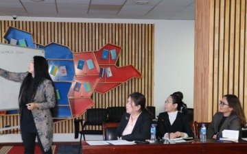 Захиргааны ахлах мэргэжилтнийг чиглүүлэх, дадлагажуулах сургалтыг зохион байгууллаа