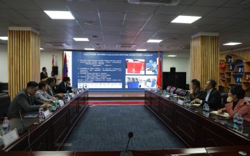 Инновац, цахим бодлогын байнгын хорооны гишүүд Улсын бүртгэлийн ерөнхий газарт ажиллалаа.