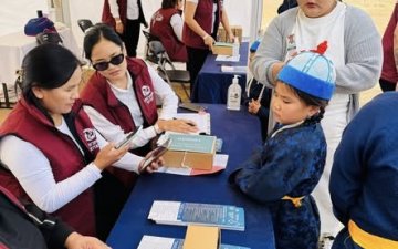 “Тэнгэрийн хутагт” фестиваль амжилттай болж өндөрлөлөө.