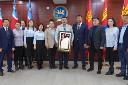 Завхан аймгийн улсын бүртгэлийн хэлтэс  “Шилдэг төрийн байгууллага”-аар шалгарлаа