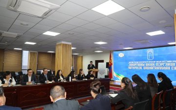 Захиргааны ахлах мэргэжилтнийг чиглүүлэх, дадлагажуулах сургалтыг зохион байгууллаа