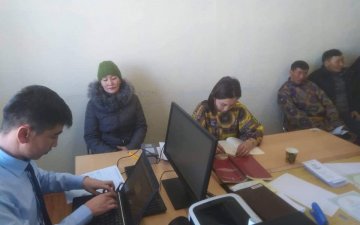 ХЭЛТСИЙН ХЯНАЛТЫН УЛСЫН БАЙЦААГЧ, ИРГЭНИЙ, ЭД ХӨРӨНГИЙН УЛСЫН БҮРТГЭГЧ НАР БИНДЭР СУМАНД АЖИЛЛАЛАА.