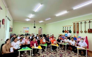 Хоёр. АЖИЛ, МЭРГЭЖЛЭЭ СУРТАЛЧЛАХ 10 ХОНОГИЙН АЯН ҮРГЭЛЖИЛЖ БАЙНА.