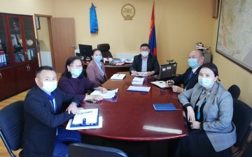 Гамшгаас хамгаалах иж бүрэн дадлага, сургуулилалтад оролцож байна.
