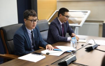 Улсын бүртгэлийн ерөнхий газар болон дүүргүүдийн улсын бүртгэлийн хэлтсийн дарга нартай уулзав