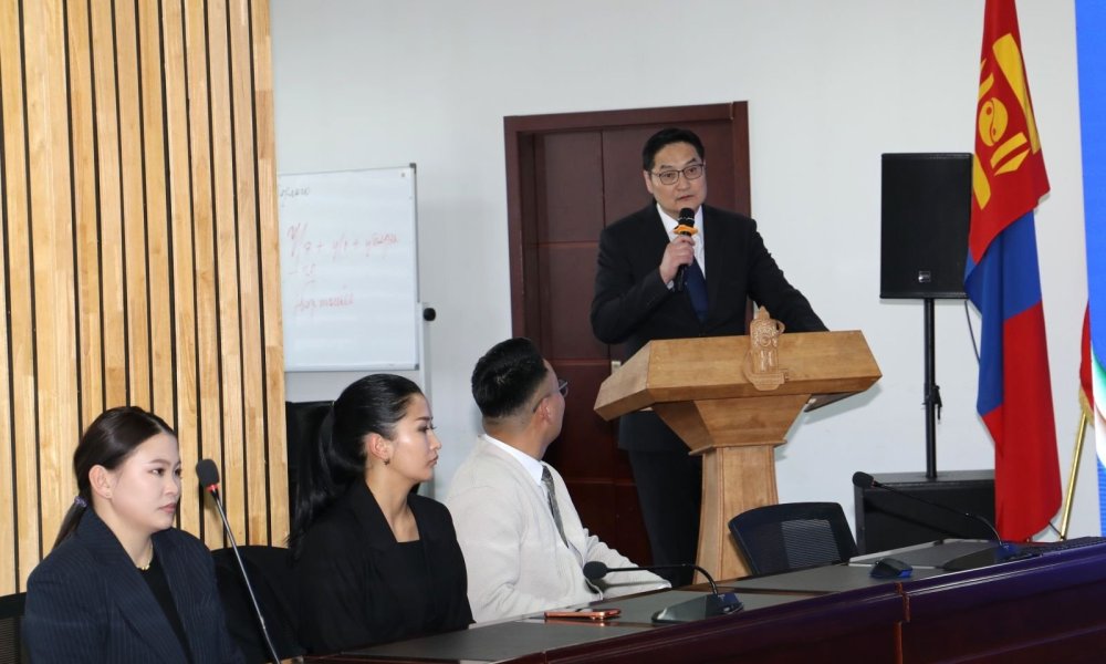 Шинээр томилогдсон албан хаагчдыг чиглүүлэх, дадлагажуулах сургалт боллоо