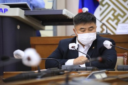 ОРХОН БАЯР НААДАМ ТЭМДЭГЛЭХГҮЙ БАЙХ ШИЙДВЭР ГАРГАЛАА