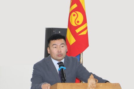 Хуулийн этгээдийн тамга, тэмдгийг хүлээлгэн өгөхгүй авч зугтдаг  явдлыг таслан зогсоолоо
