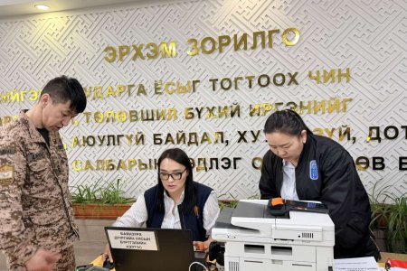 Өдөрлөгийн үеэр Улсын бүртгэлийн байгууллагаас явуулын үйлчилгээ үзүүллээ