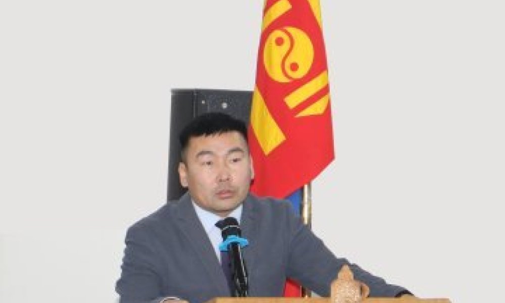 Хуулийн этгээдийн тамга, тэмдгийг хүлээлгэн өгөхгүй авч зугтдаг явдлыг таслан зогсоолоо