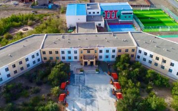 Даланзадгад сумын 3 дугаар сургуулийн 10, 11 дүгээр ангийн  300 сурагчдад иргэний цахим үнэмлэх шинээр захиалах талаар мэдээлэл хүргэн ажиллалаа