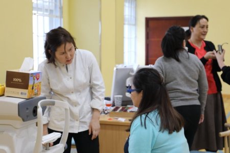 Албан хаагчдыг нүдний урьдчилан сэргийлэх үзлэгт хамрууллаа