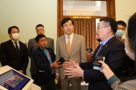 Тоон гарын үсэг нь хүнд суртлыг бууруулах, авлигаас ангид, олон нийтэд нээлттэй төрийн үйлчилгээг нэвтрүүлэхэд чухал үүрэг гүйцэтгэнэ