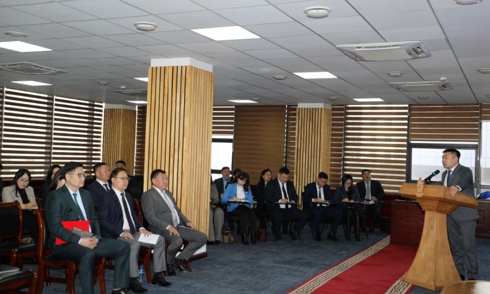 Удирдах ажилтны зөвлөгөөн Улаанбаатар хотод зохион байгуулагдаж байна.