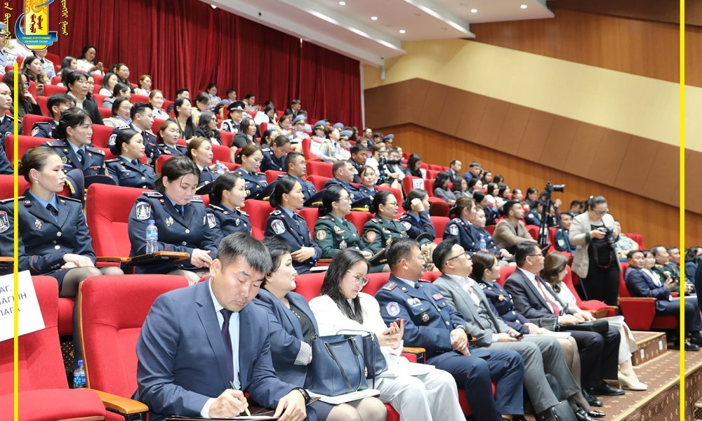 “Хамгийн чухал нь” зорилтот аяны хүрээнд улсын бүртгэлийн байгууллагын 21 аймгийн албан хаагчид, тэдний гэр бүлийн гишүүд эрүүл мэндийн иж бүрэн үзлэгт хамрагдлаа