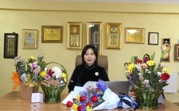 Монгол улсын ерөнхийлөгчийн зарлигаар Төрийн дээд шагнал 