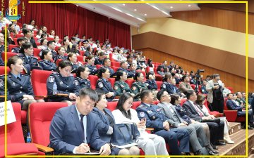 “Хамгийн чухал нь” зорилтот аяны хүрээнд улсын бүртгэлийн байгууллагын 21 аймгийн албан хаагчид, тэдний гэр бүлийн гишүүд эрүүл мэндийн иж бүрэн үзлэгт хамрагдлаа