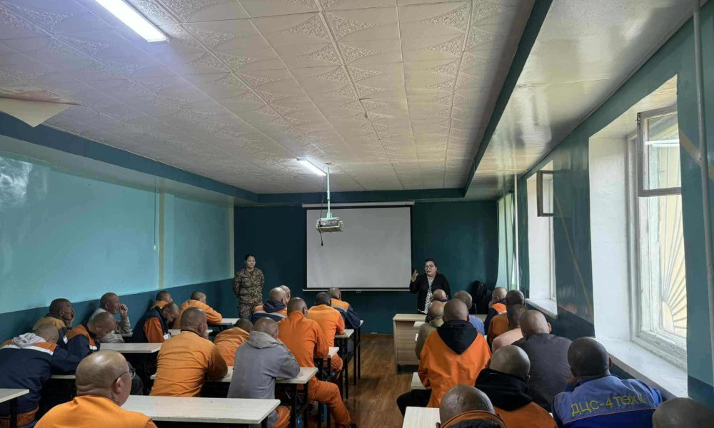 Нээлттэй хаалттай хорих ангид явуулын үйлчилгээ үзүүллээ.