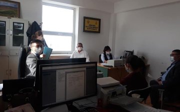 Банкны эдийн засагч нартай уулзалт зохион байгуулав