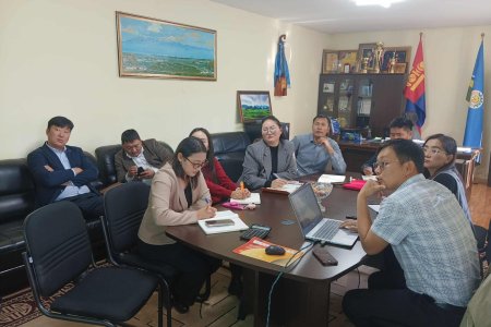 Өмнөговь аймгийн Хүнс, хөдөө аж ахуйн газарт Улсын бүртгэлийн цахим үйлчилгээний талаар мэдээлэл өгч ажиллав