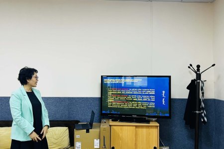 Төрийн албан хаагчдын ёс зүй, хууль эрх зүйн мэдлэгийг нэмэгдүүлэх зорилгоор нийт албан хаагчдыг хамруулсан сургалт зохион байгууллаа.