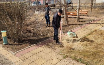 ХОГГҮЙ ОРЧИН-БИДНИЙ ОРОЛЦОО” уриан дор хаврын бүх нийтийн цэвэрлэгээ хийлээ