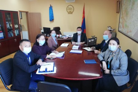 Гамшгаас хамгаалах иж бүрэн дадлага, сургуулилалтад оролцож байна.