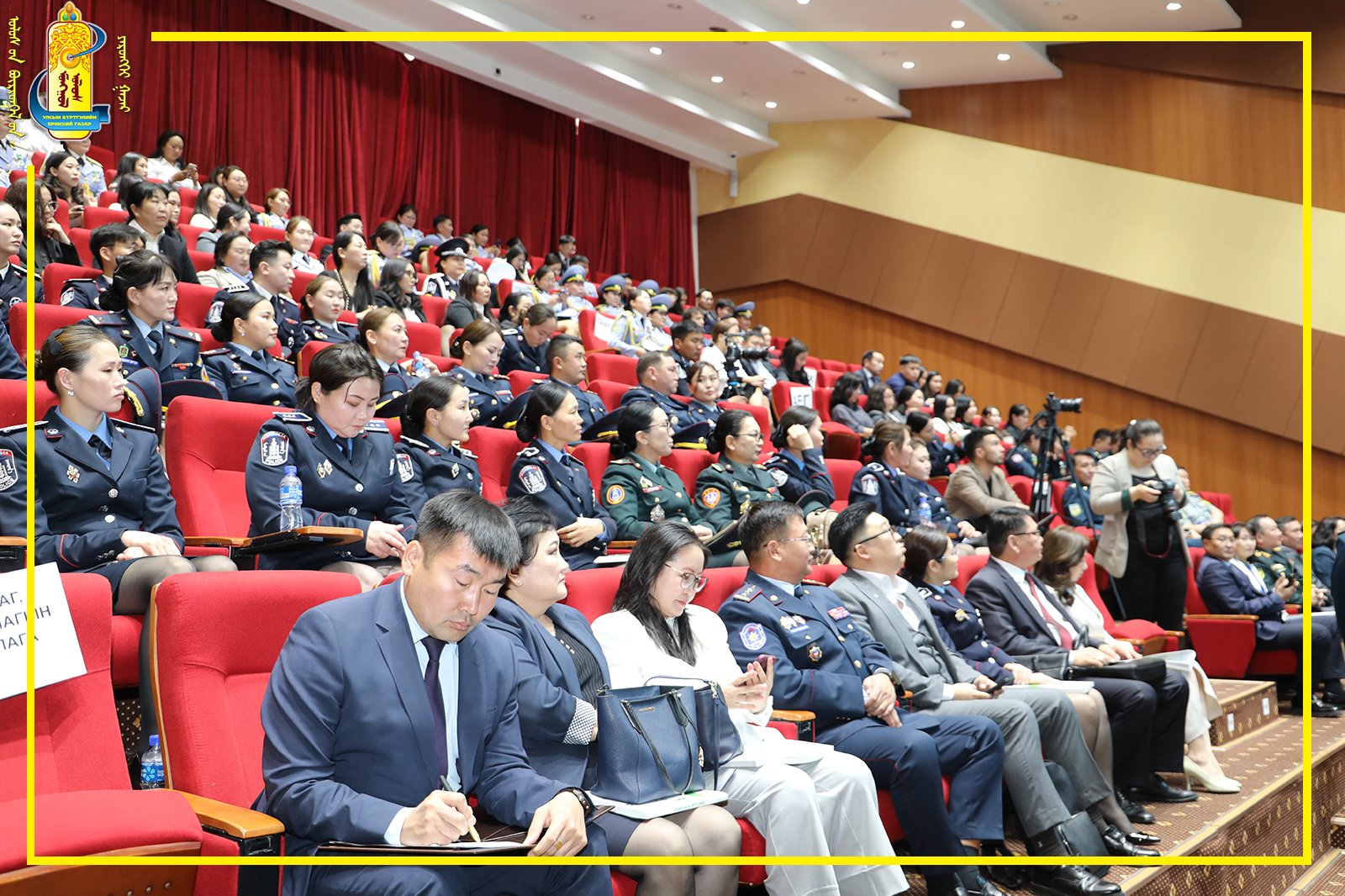 “Хамгийн чухал нь” зорилтот аяны хүрээнд улсын бүртгэлийн байгууллагын 21 аймгийн албан хаагчид, тэдний гэр бүлийн гишүүд эрүүл мэндийн иж бүрэн үзлэгт хамрагдлаа