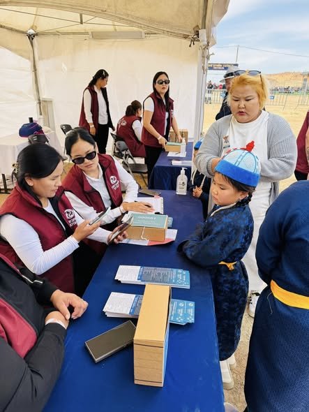 “Тэнгэрийн хутагт” фестиваль амжилттай болж өндөрлөлөө.