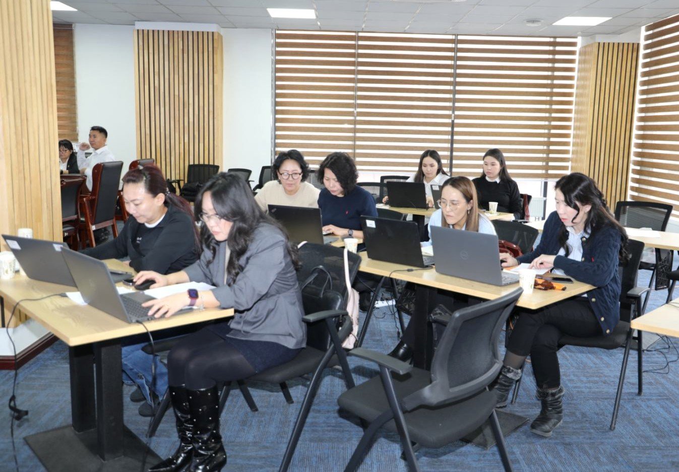 Улсын бүртгэлийн байгууллагын санхүүгийн албан хаагчдын нэгдсэн сургалт зохион байгуулагдаж байна 