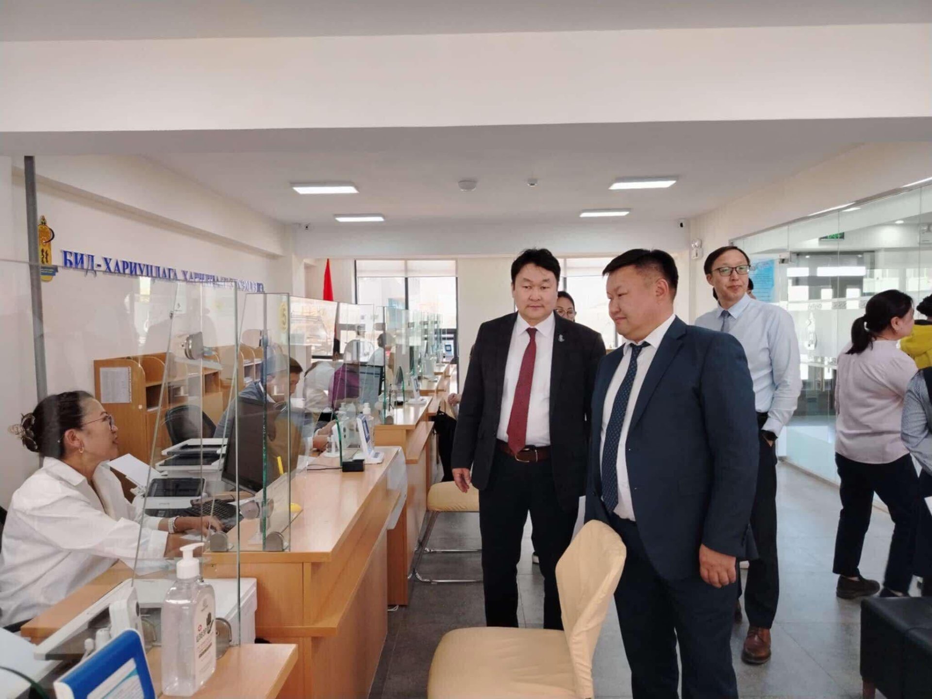 УЛСЫН БҮРТГЭЛИЙН ХЭЛТСИЙН ТОНОГ ТӨХӨӨРӨМЖИЙГ ШИНЭЧЛЭХЭД 30 САЯ ТӨГРӨГИЙН САНХҮҮЖИЛТ ОЛГОНО